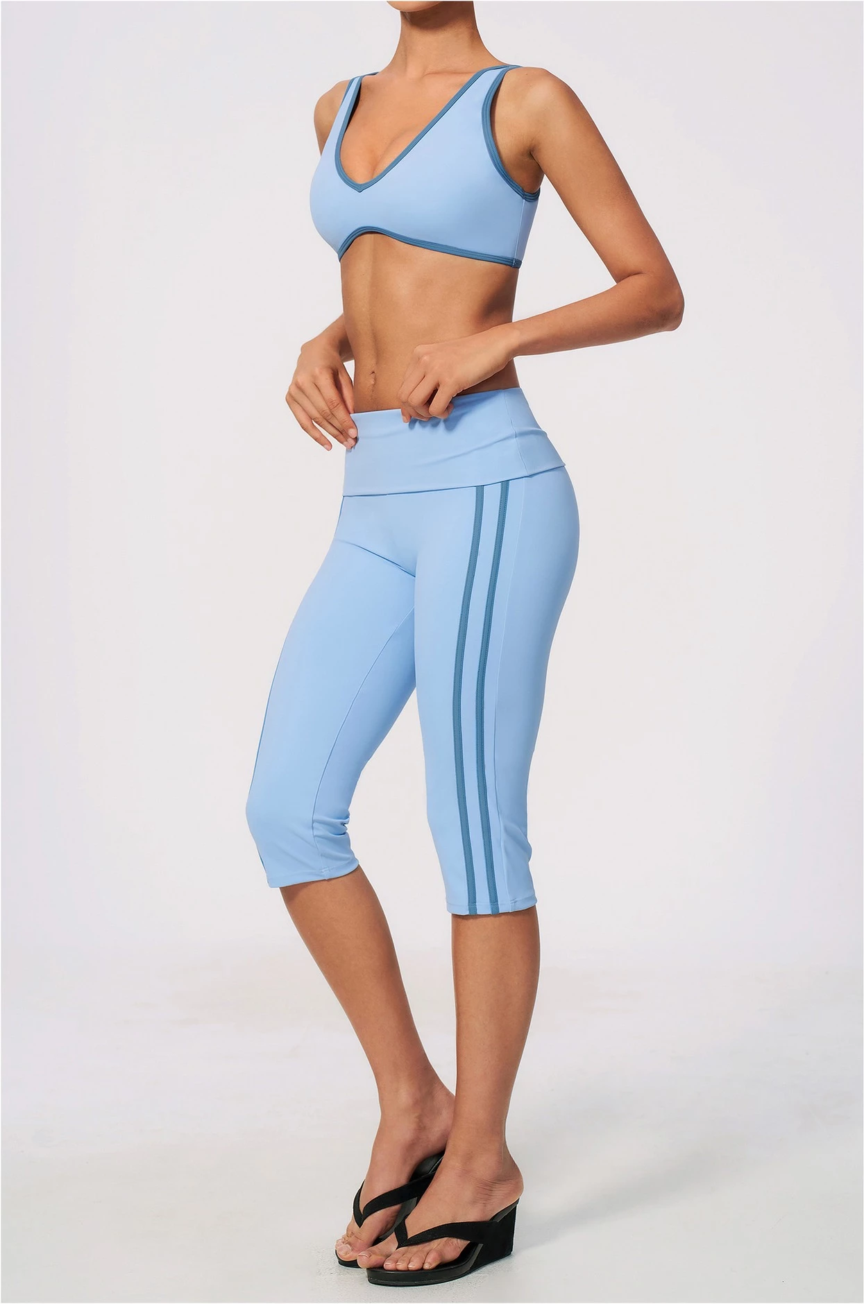 Wholesale Women's Gym Clothes, Workout Clothes Wholesale, Gym Clothes Manufacturer